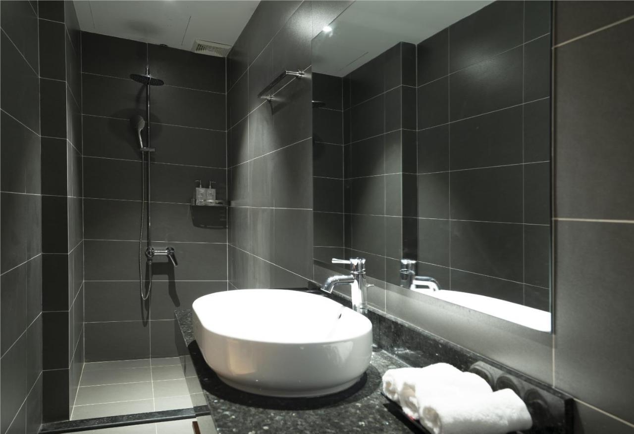 Millennium Hue Hotel Extérieur photo